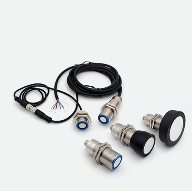 Ultrasone naderingsschakelaar